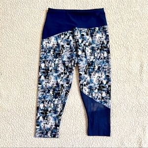 Women’s Marika workout capris size small